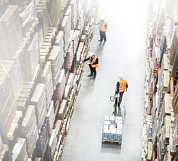Dedicated Facility Providing Logistics Solutions to Industrial Parks Nationwide